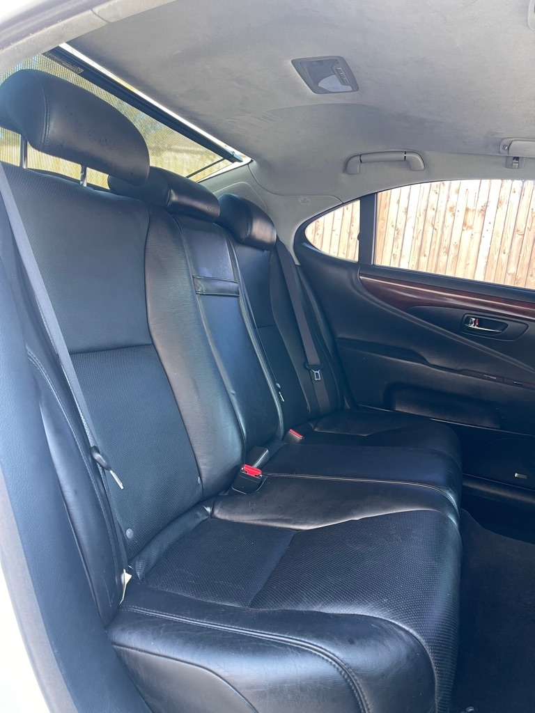 Lexus LS 460 L Luxury Sedan 2010 Lexus LS 460 L Luxury Sedan 2010