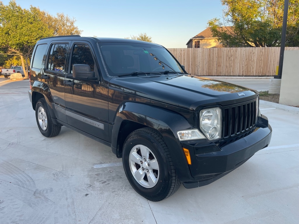 Jeep Liberty Sport 2WD 2012