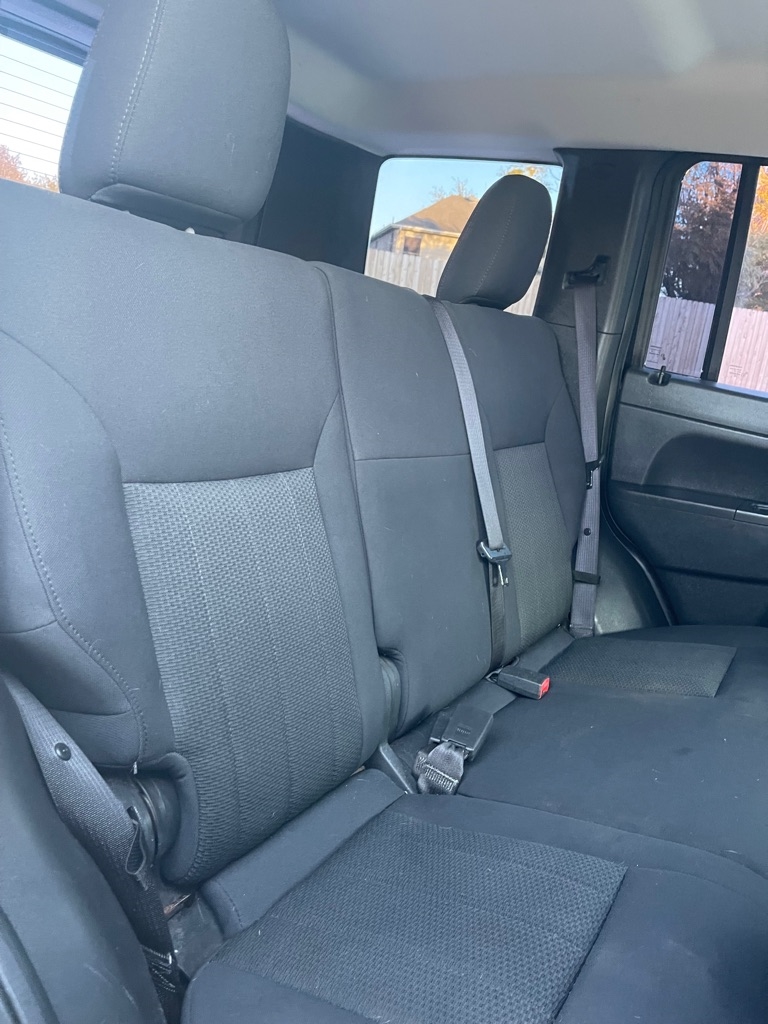 Jeep Liberty Sport 2WD 2012