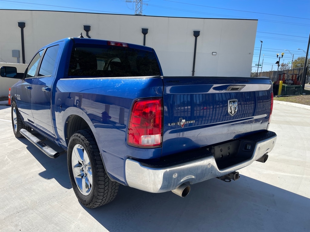 RAM 1500 SLT Crew Cab SWB 2WD 2015
