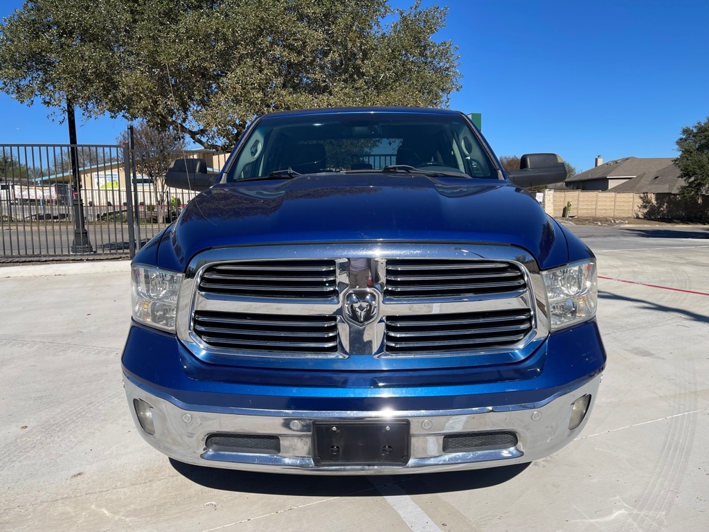 RAM 1500 SLT Crew Cab SWB 2WD 2015