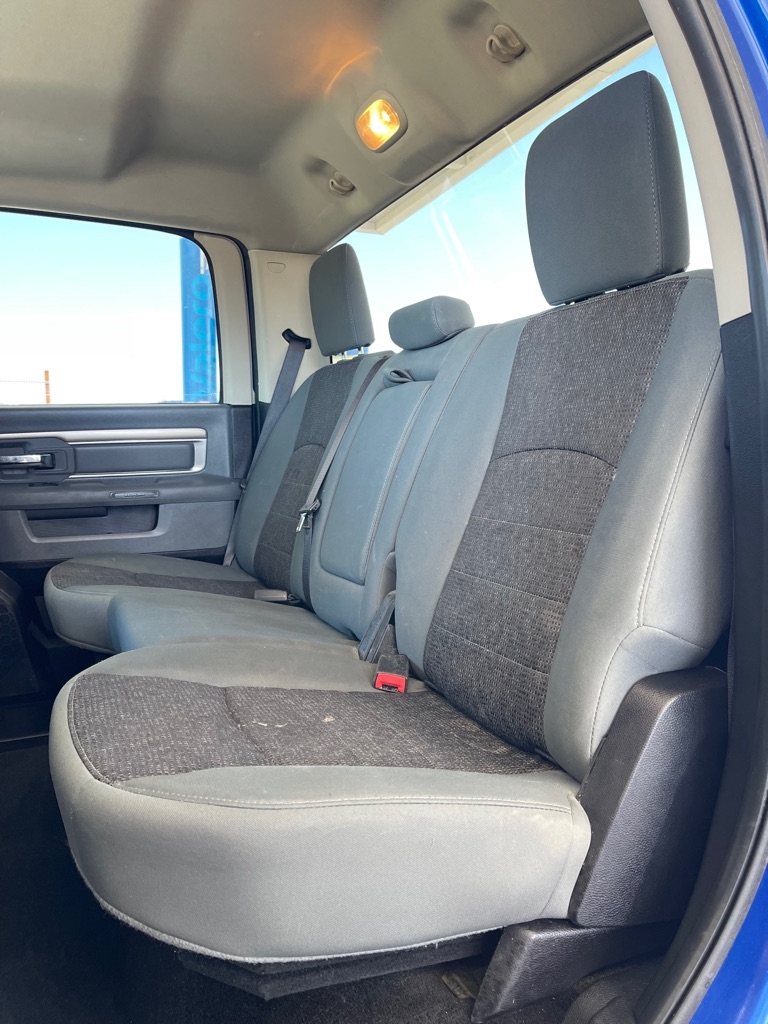 RAM 1500 SLT Crew Cab SWB 2WD 2015