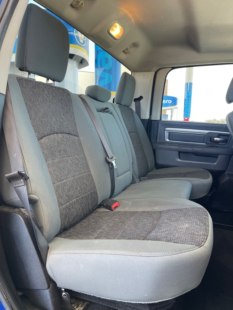 RAM 1500 SLT Crew Cab SWB 2WD 2015