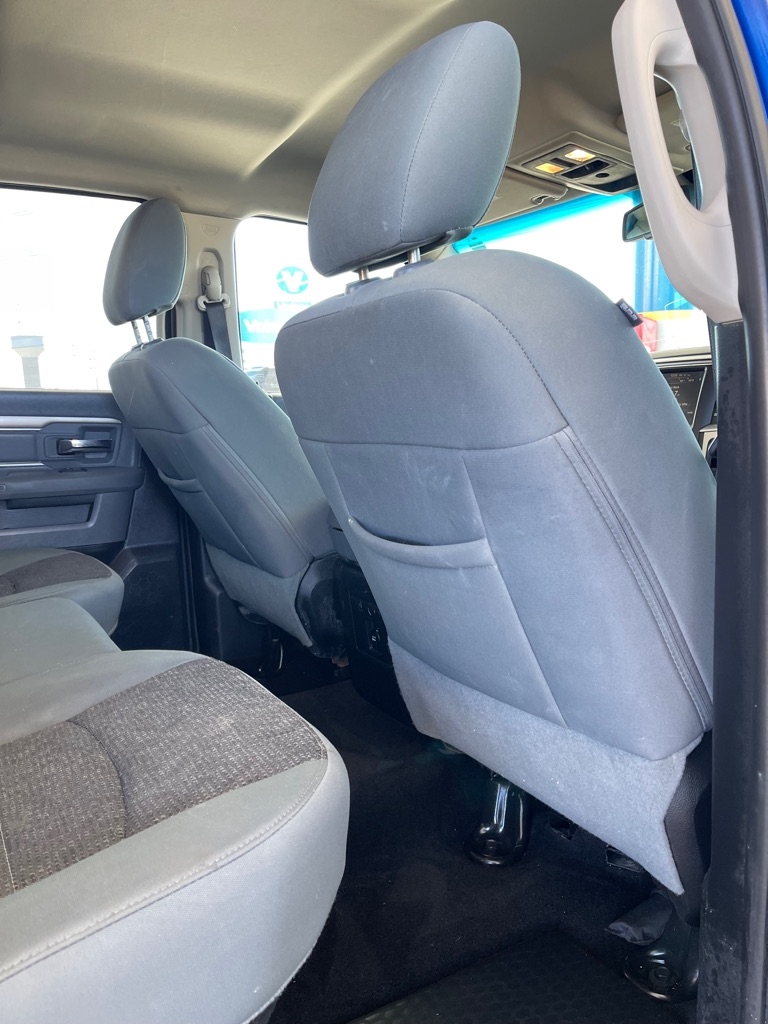 RAM 1500 SLT Crew Cab SWB 2WD 2015