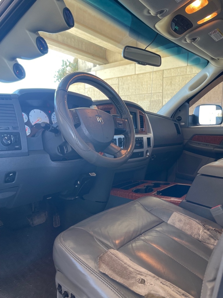 Dodge Ram 2500 ST Quad Cab 4WD 2006