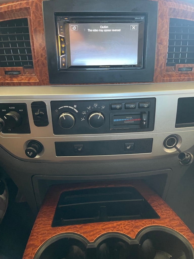 Dodge Ram 2500 ST Quad Cab 4WD 2006