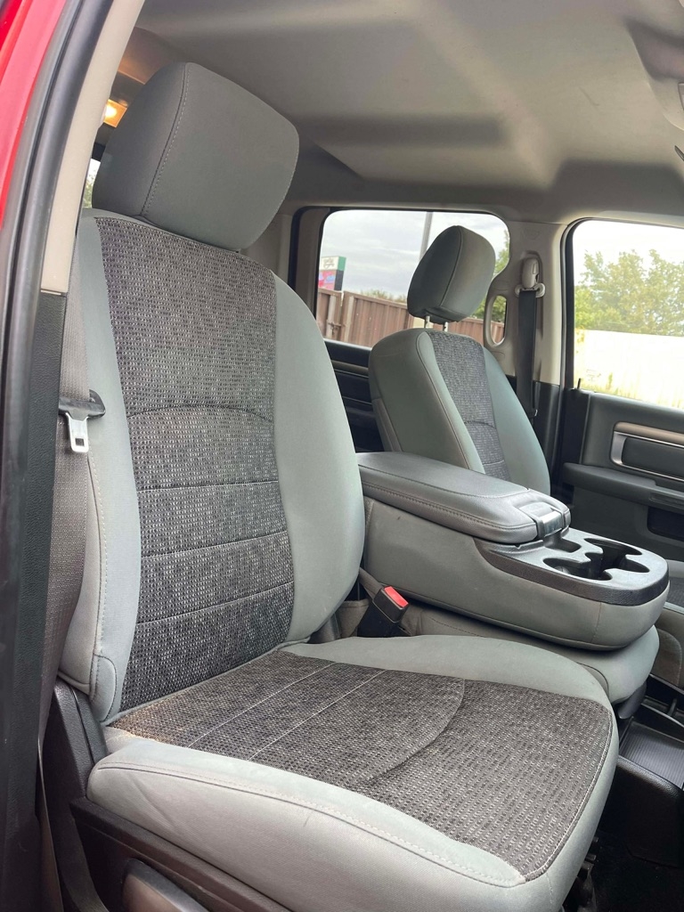 RAM 1500 Classic Tradesman Crew Cab SWB 4WD 2019