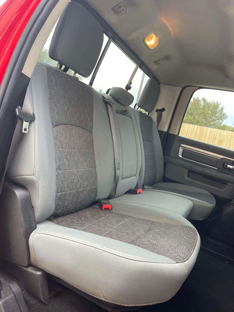 RAM 1500 Classic Tradesman Crew Cab SWB 4WD 2019