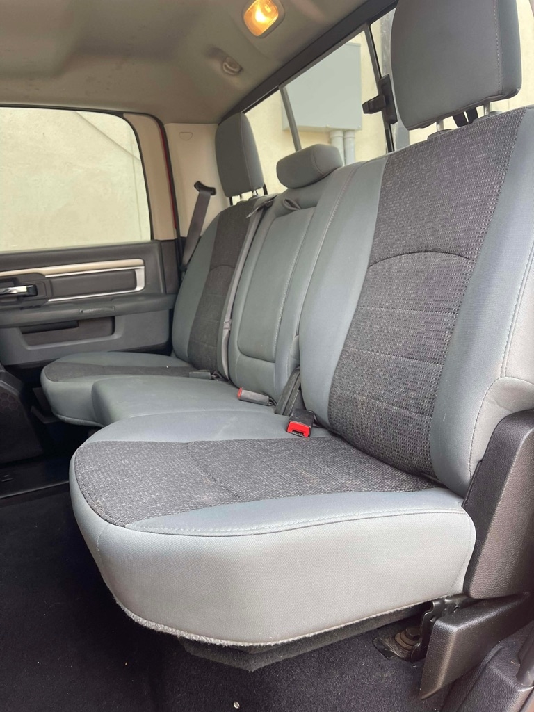 RAM 1500 Classic Tradesman Crew Cab SWB 4WD 2019