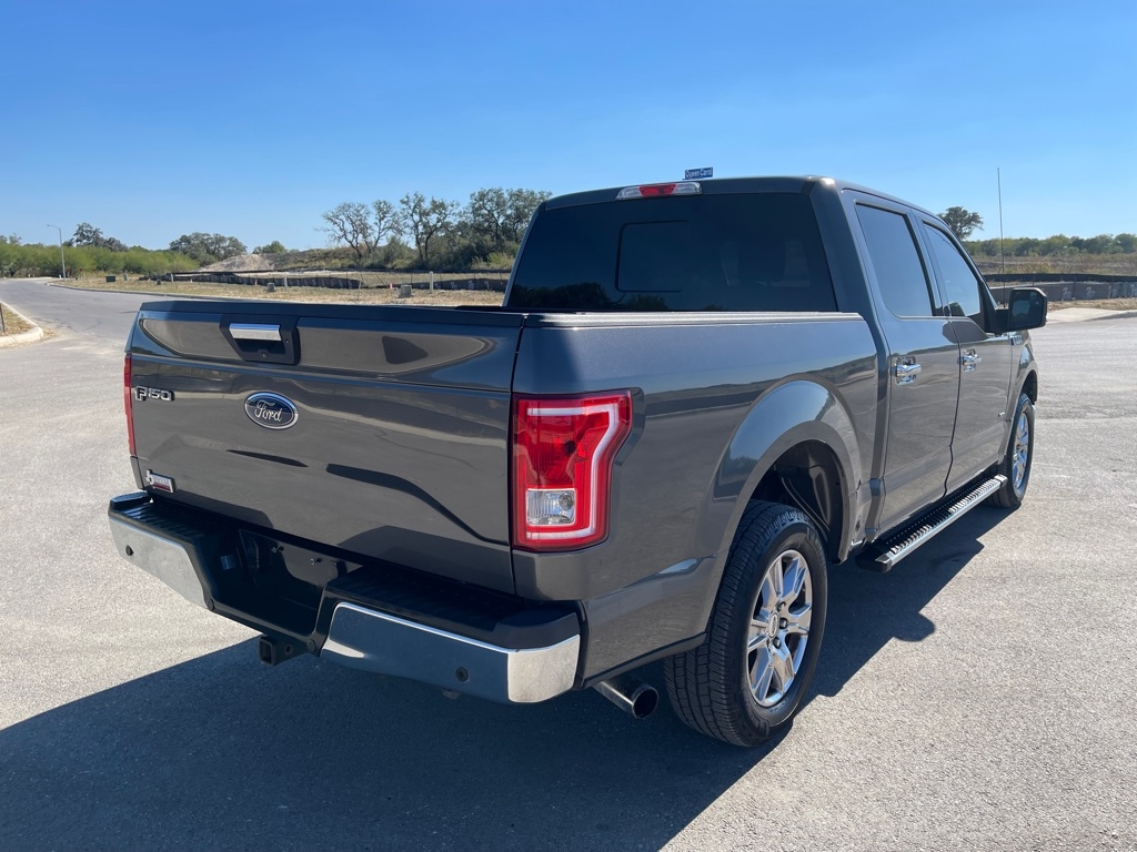 Ford F-150 XL SuperCrew 5.5-ft. Bed 2WD 2016