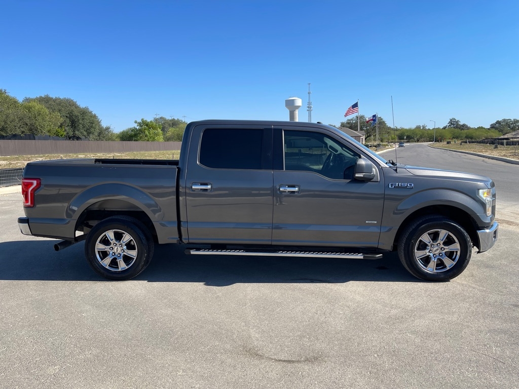 Ford F-150 XL SuperCrew 5.5-ft. Bed 2WD 2016