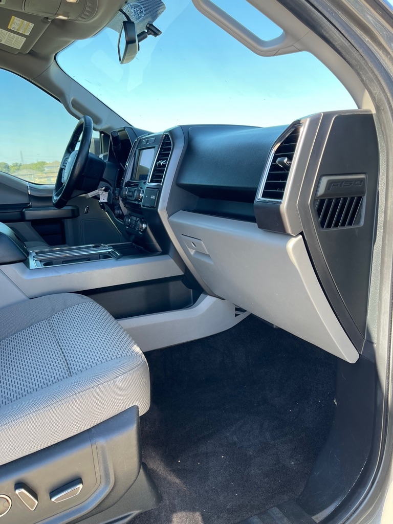 Ford F-150 XL SuperCrew 5.5-ft. Bed 2WD 2016