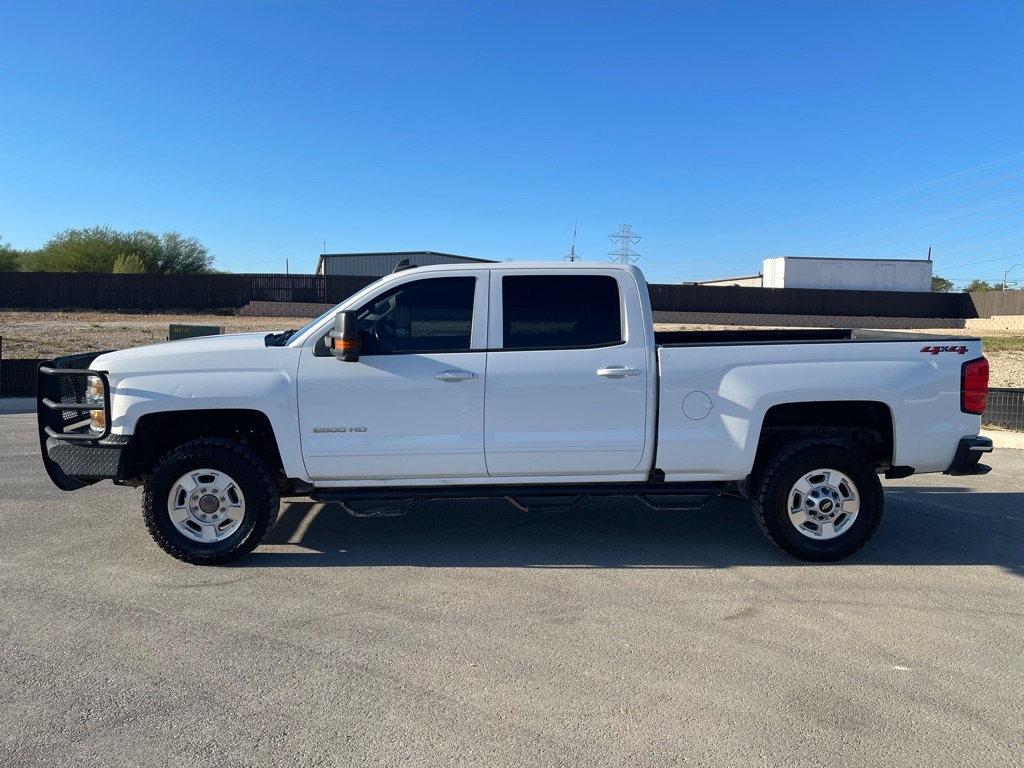 Chevrolet Silverado 2500HD LT Crew Cab Long Box 4WD 2019