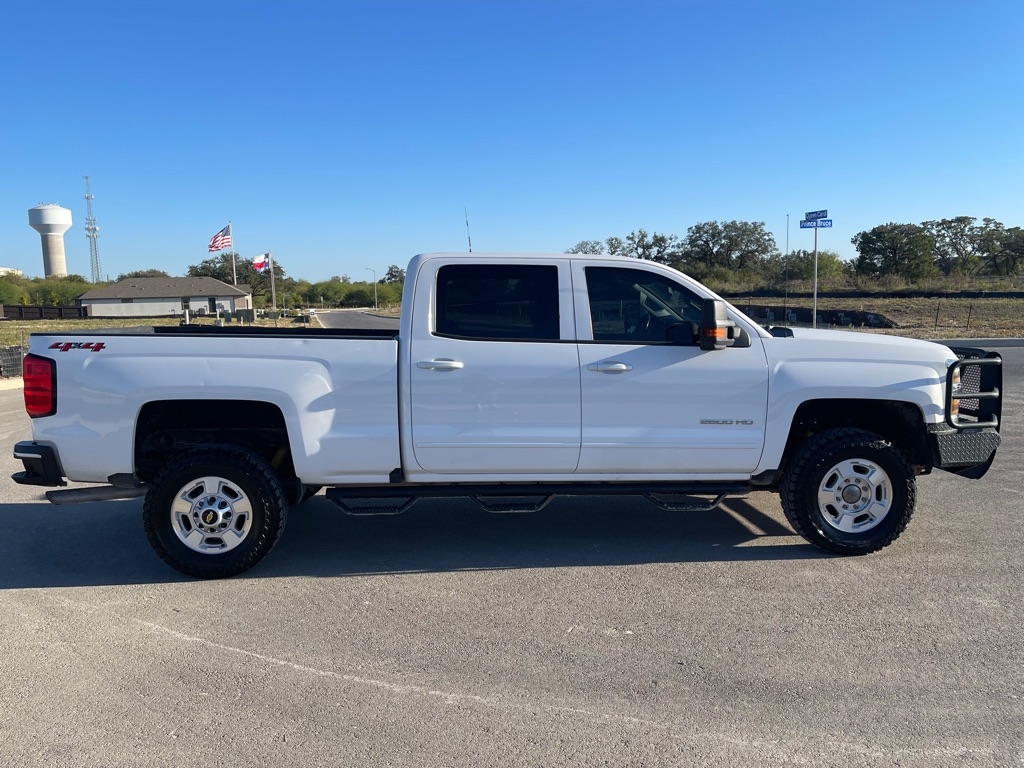 Chevrolet Silverado 2500HD LT Crew Cab Long Box 4WD 2019