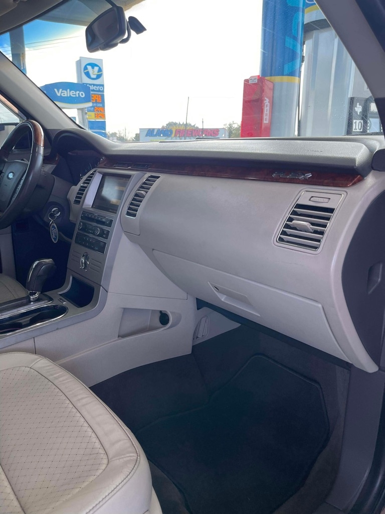 Ford Flex Limited FWD 2010