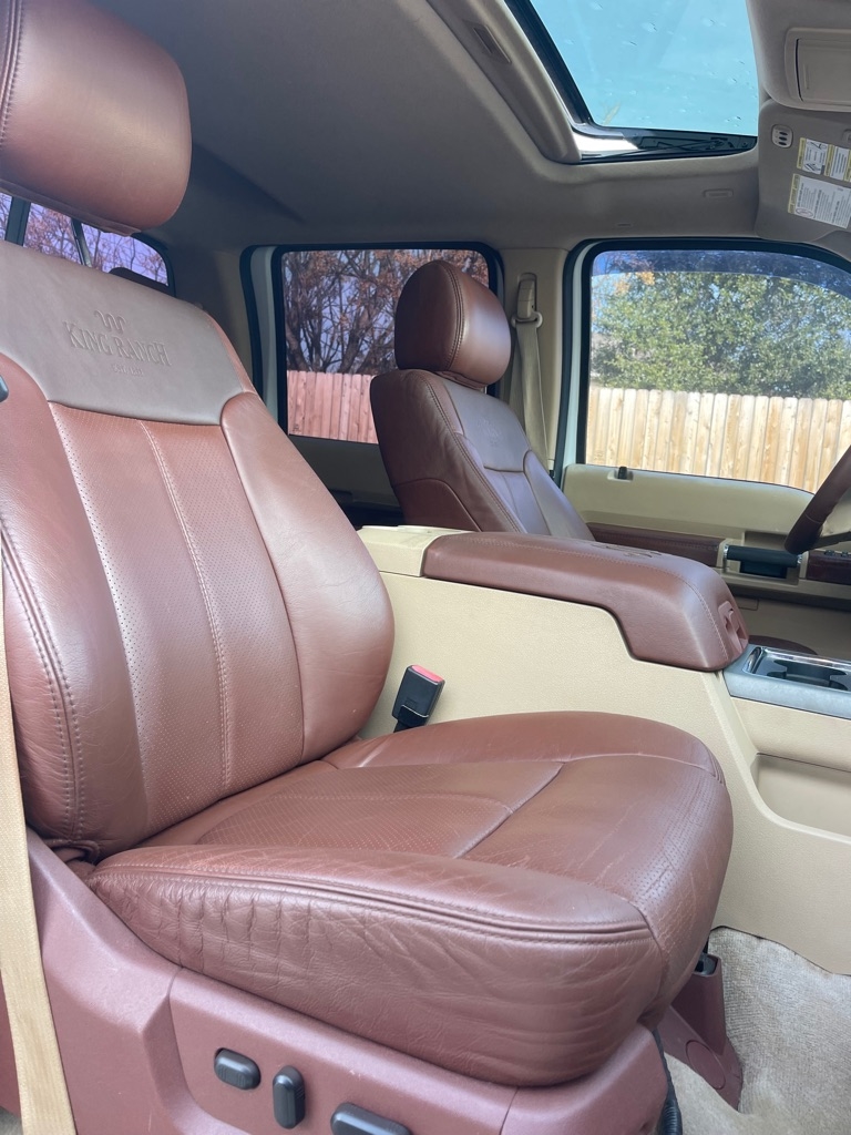 Ford F-350 SD King Ranch Crew Cab 4WD 2012