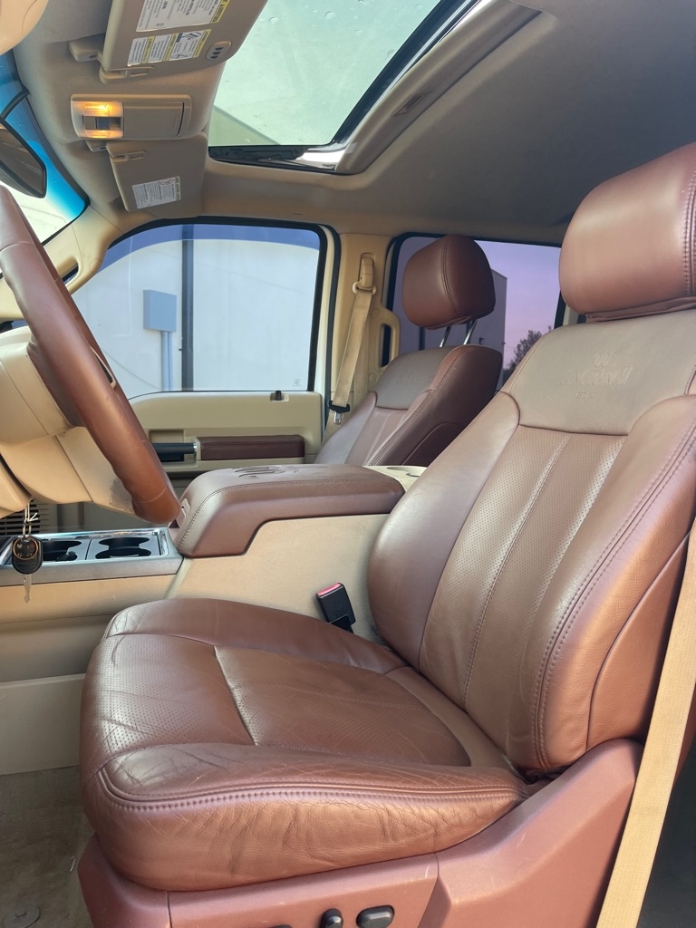 Ford F-350 SD King Ranch Crew Cab 4WD 2012