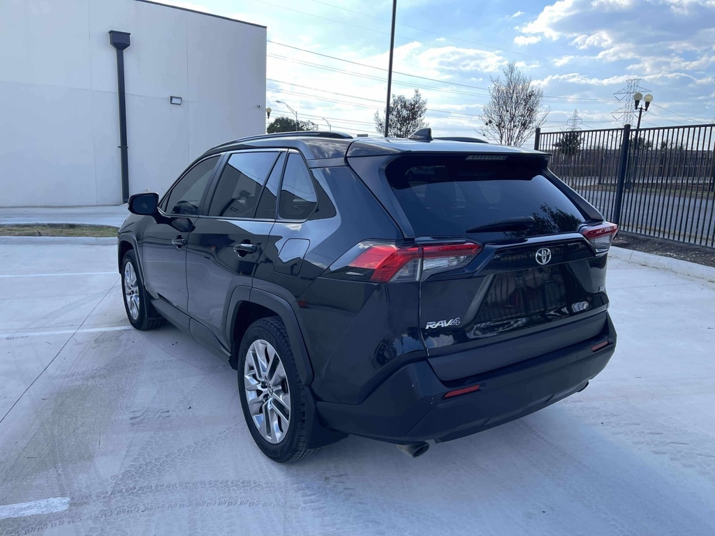 Toyota RAV4 XLE Premium 2020