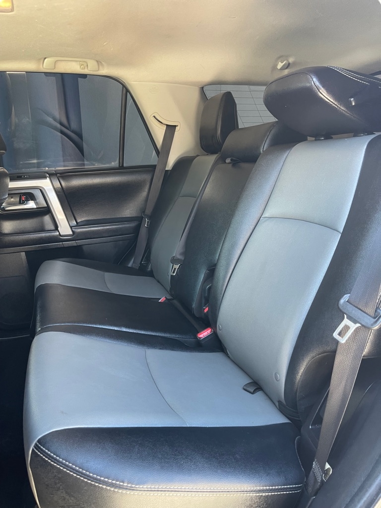 Toyota 4Runner SR5 2WD 2016