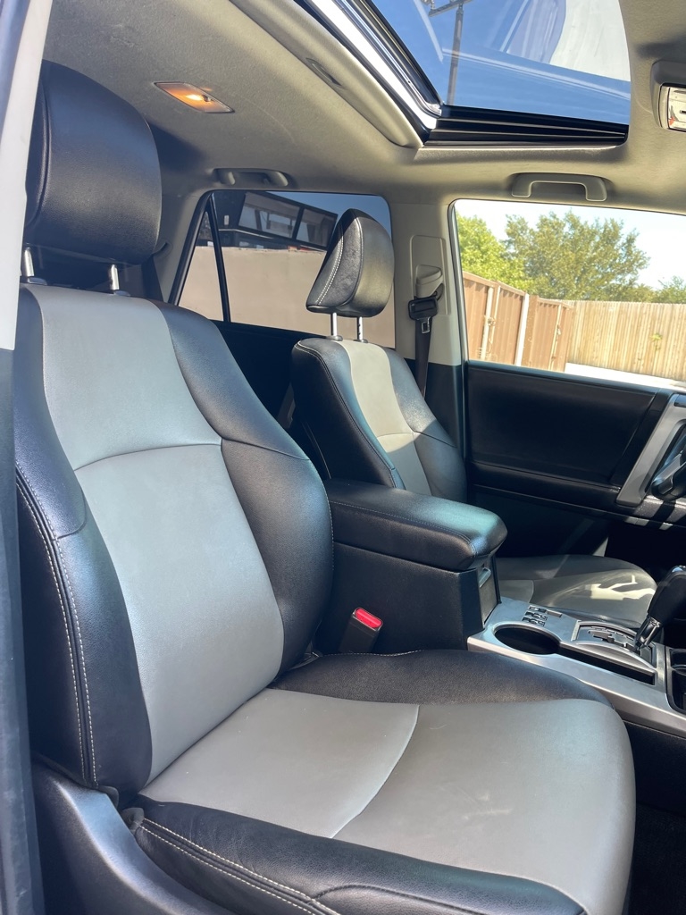 Toyota 4Runner SR5 2WD 2016