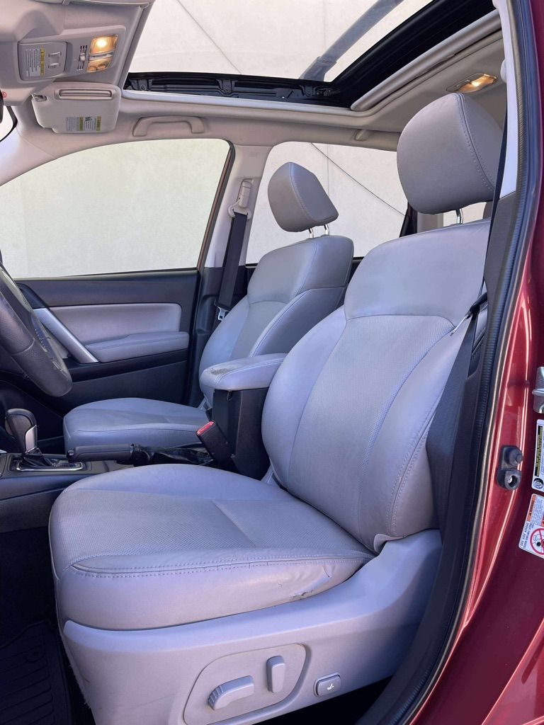 Subaru Forester 2.5i Touring 2015