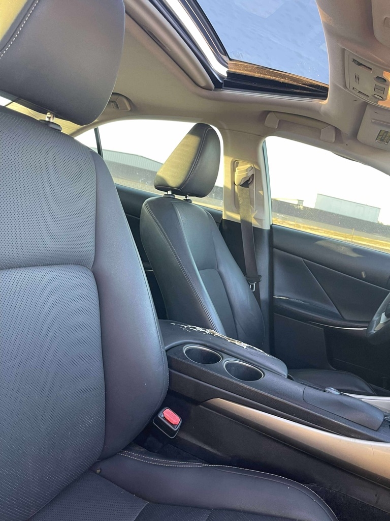 Lexus IS 250 RWD 2014