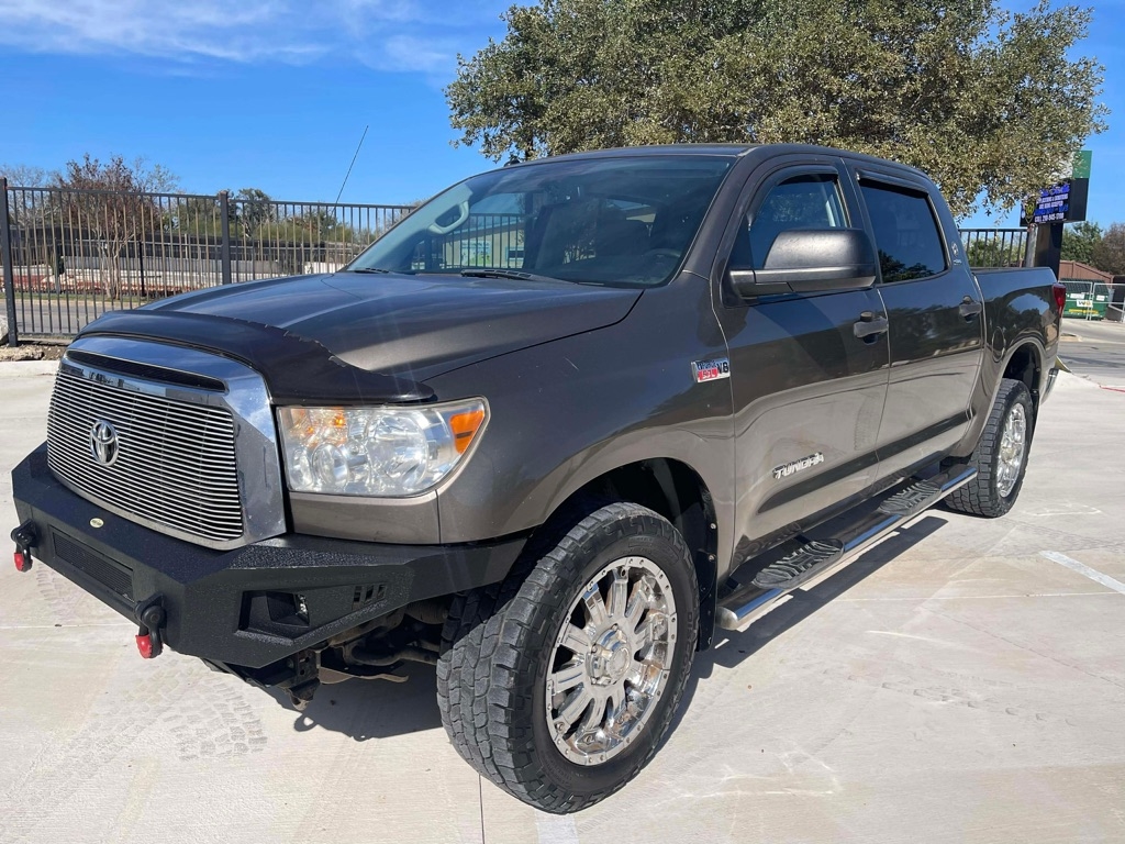 Toyota Tundra Tundra-Grade CrewMax 5.7L 2WD 2012