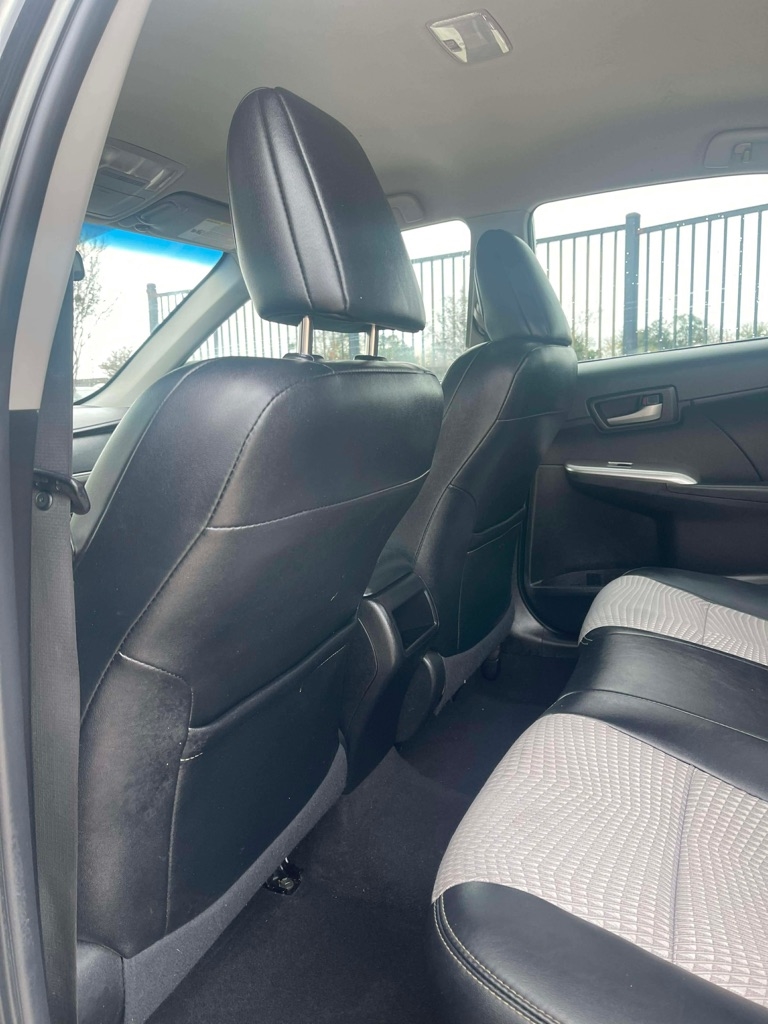 Toyota Camry SE 2012