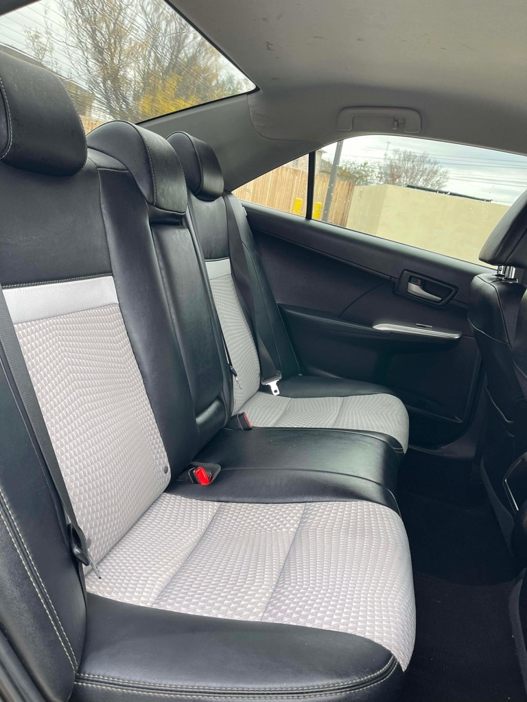 Toyota Camry SE 2012