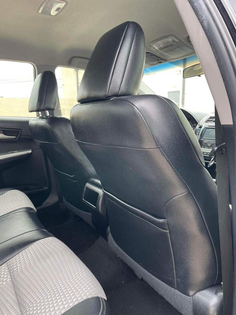 Toyota Camry SE 2012