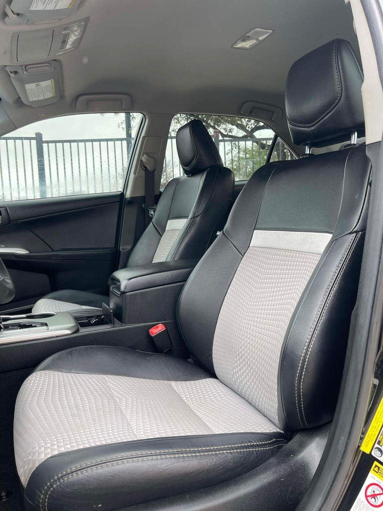 Toyota Camry SE 2012