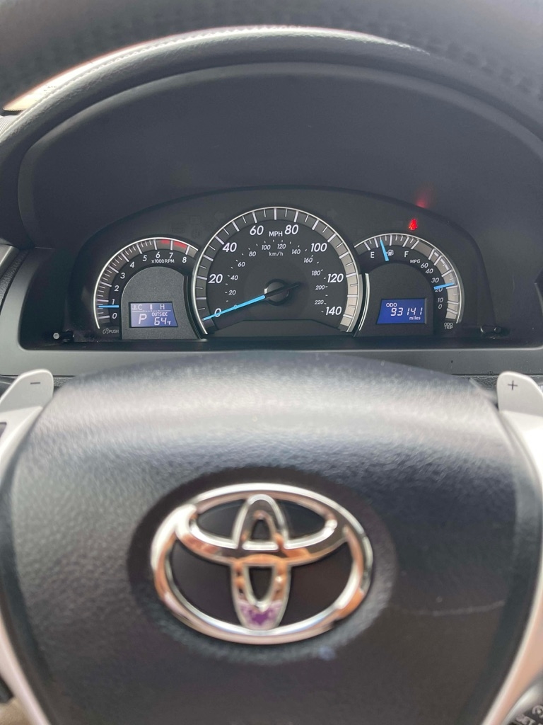 Toyota Camry SE 2012