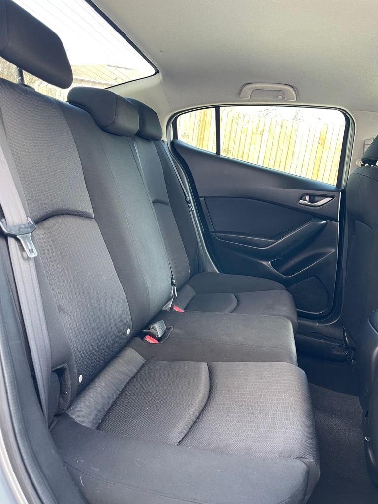 Mazda MAZDA3 i SV AT 4-Door 2014