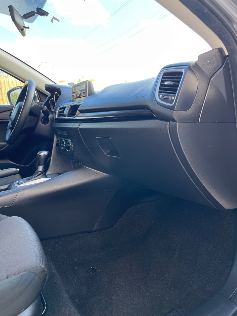 Mazda MAZDA3 i SV AT 4-Door 2014