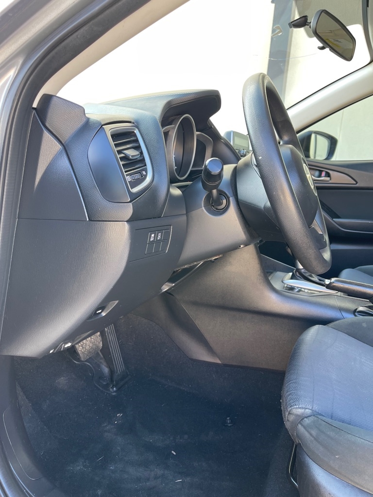 Mazda MAZDA3 i SV AT 4-Door 2014