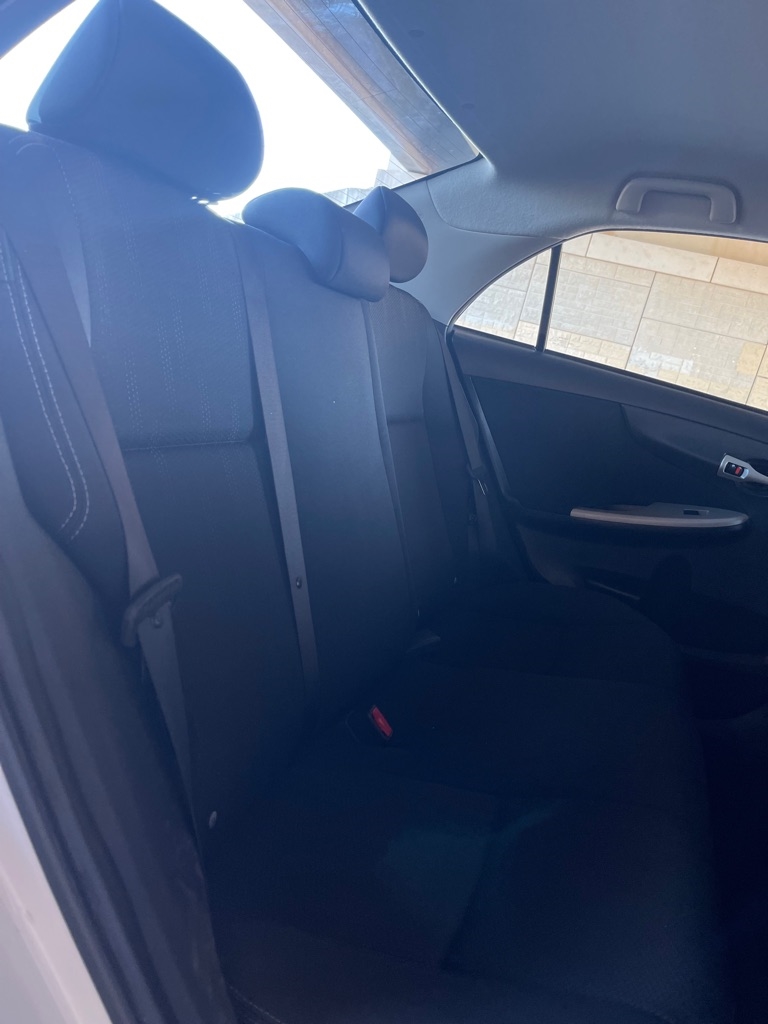 Toyota Corolla S 5-Speed MT 2013