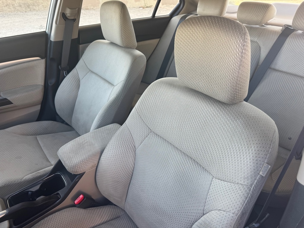 Honda Civic Hybrid CVT w/Navigation 2014