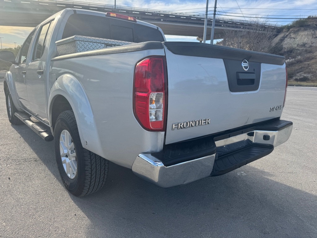 Nissan Frontier SL Crew Cab 5AT 4WD 2018
