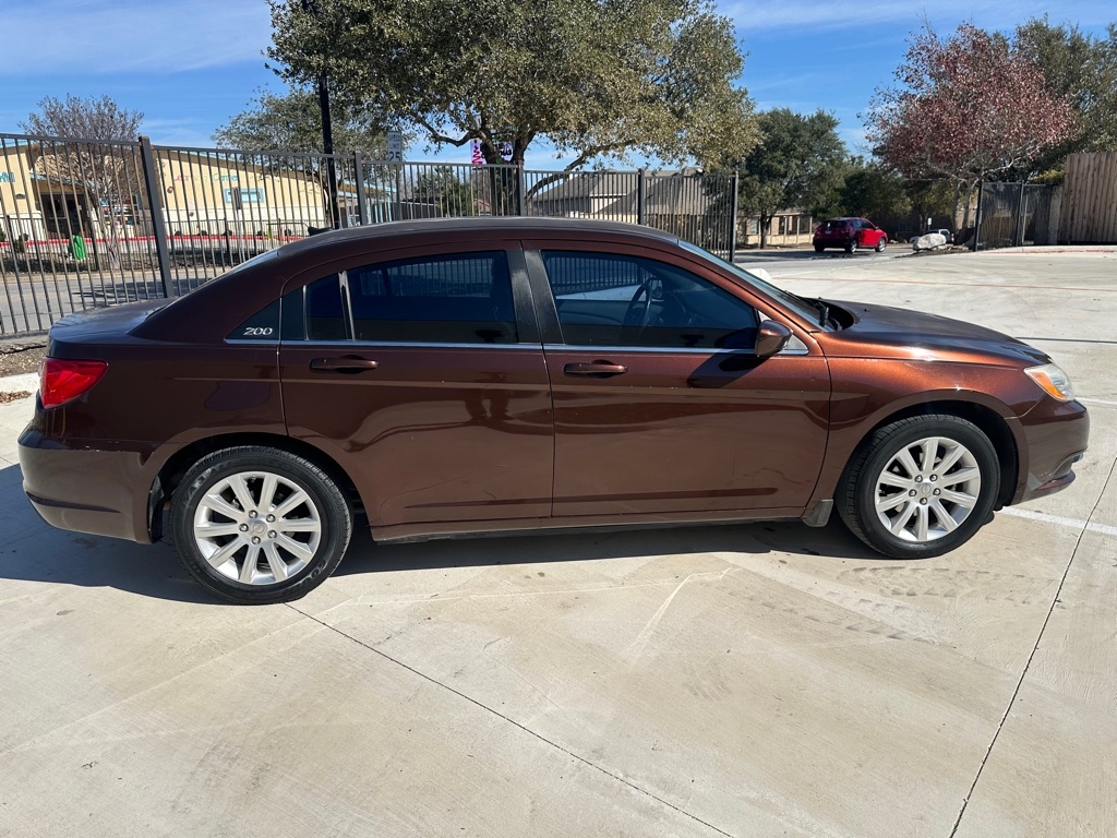 Chrysler 200 Touring 2013