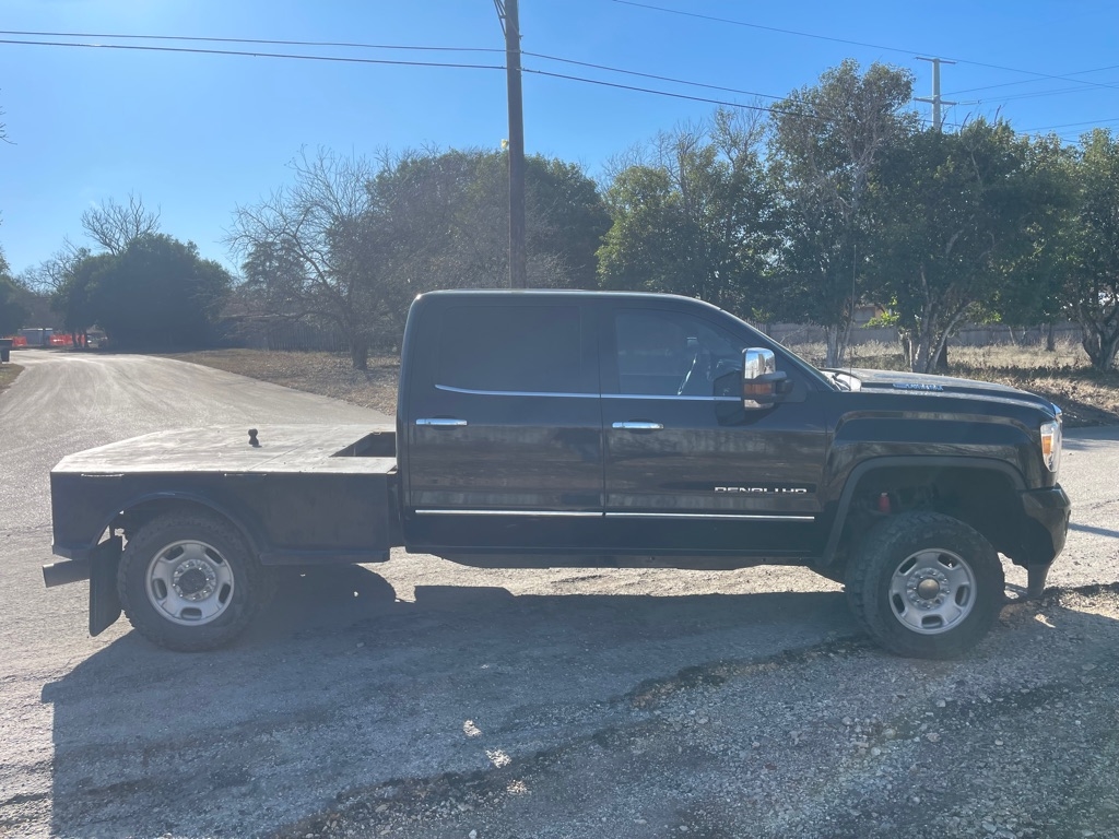GMC Sierra 2500HD Denali Crew Cab 4WD 2015