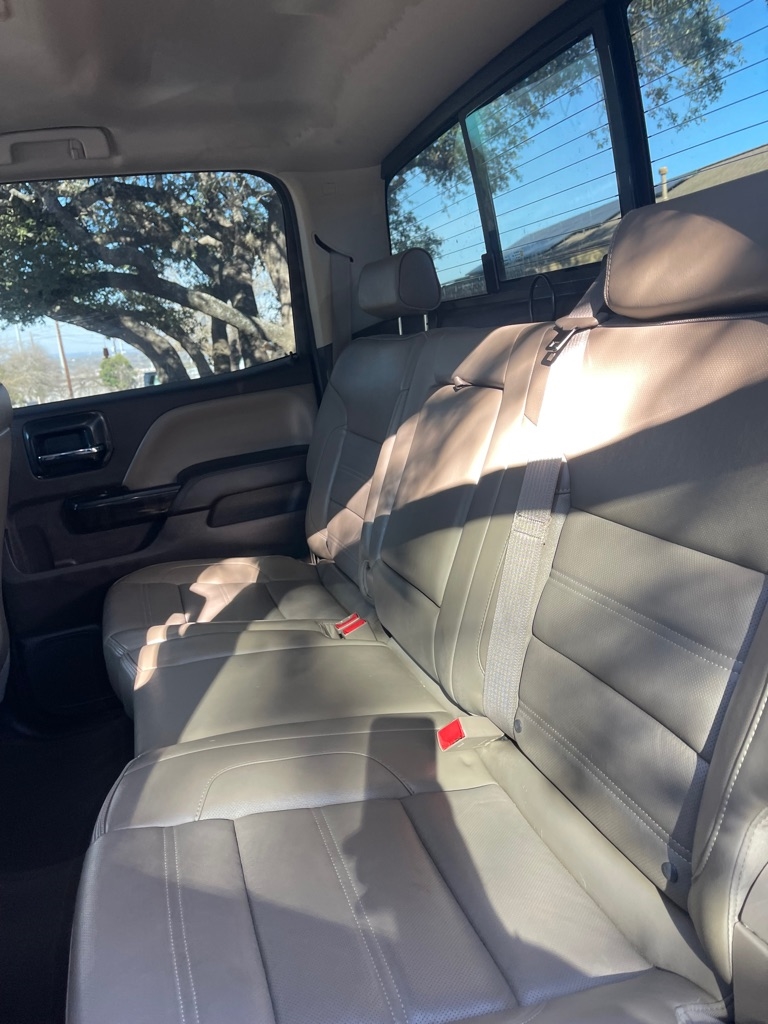 GMC Sierra 2500HD Denali Crew Cab 4WD 2015