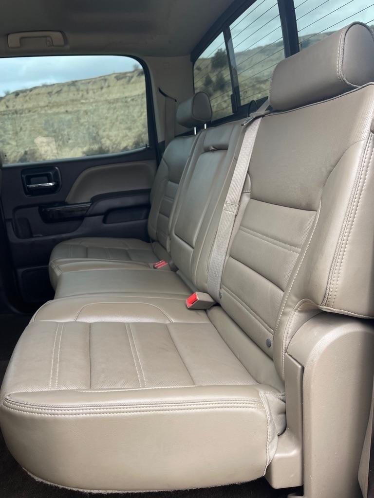 GMC Sierra 2500HD Denali Crew Cab 4WD 2015