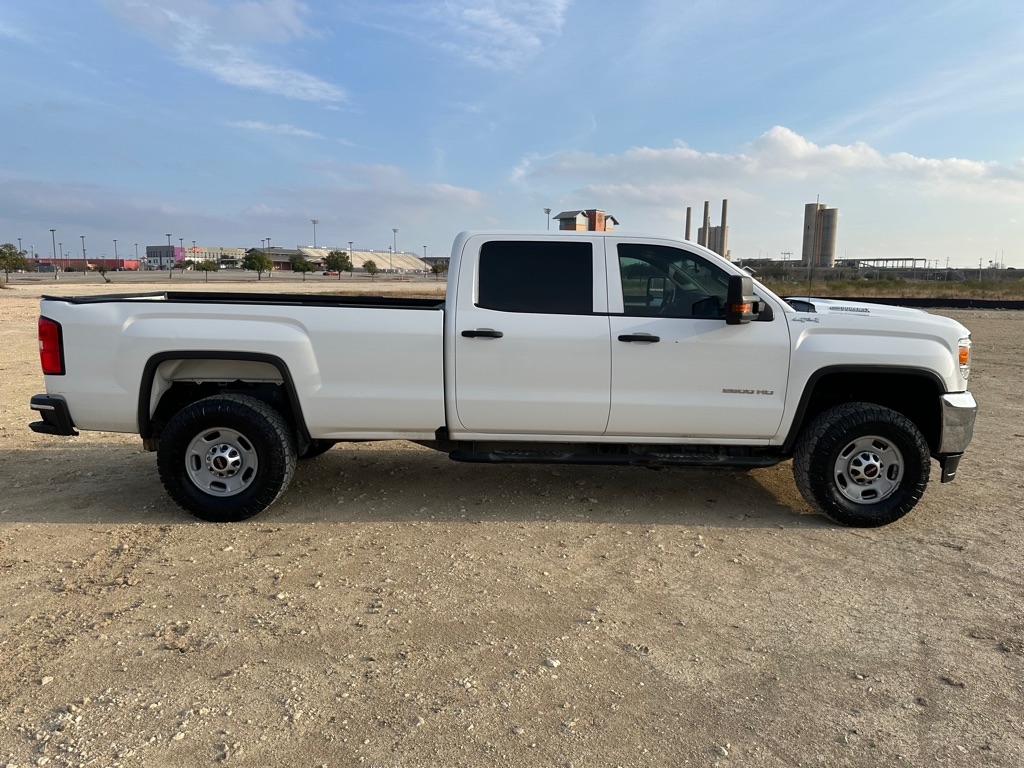 GMC Sierra 2500HD Base Crew Cab 4WD 2019