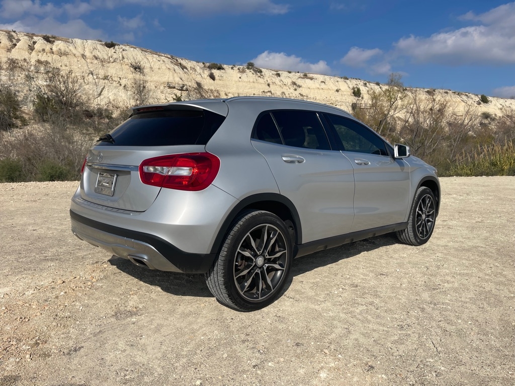Mercedes-Benz GLA-Class GLA250 2017