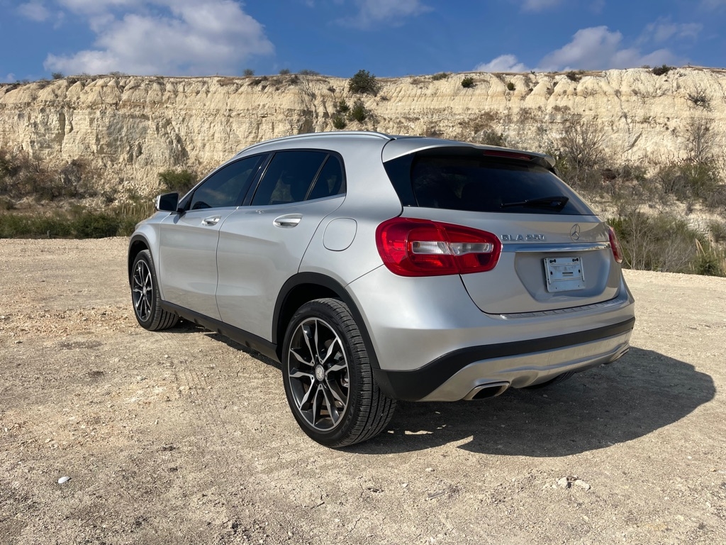 Mercedes-Benz GLA-Class GLA250 2017