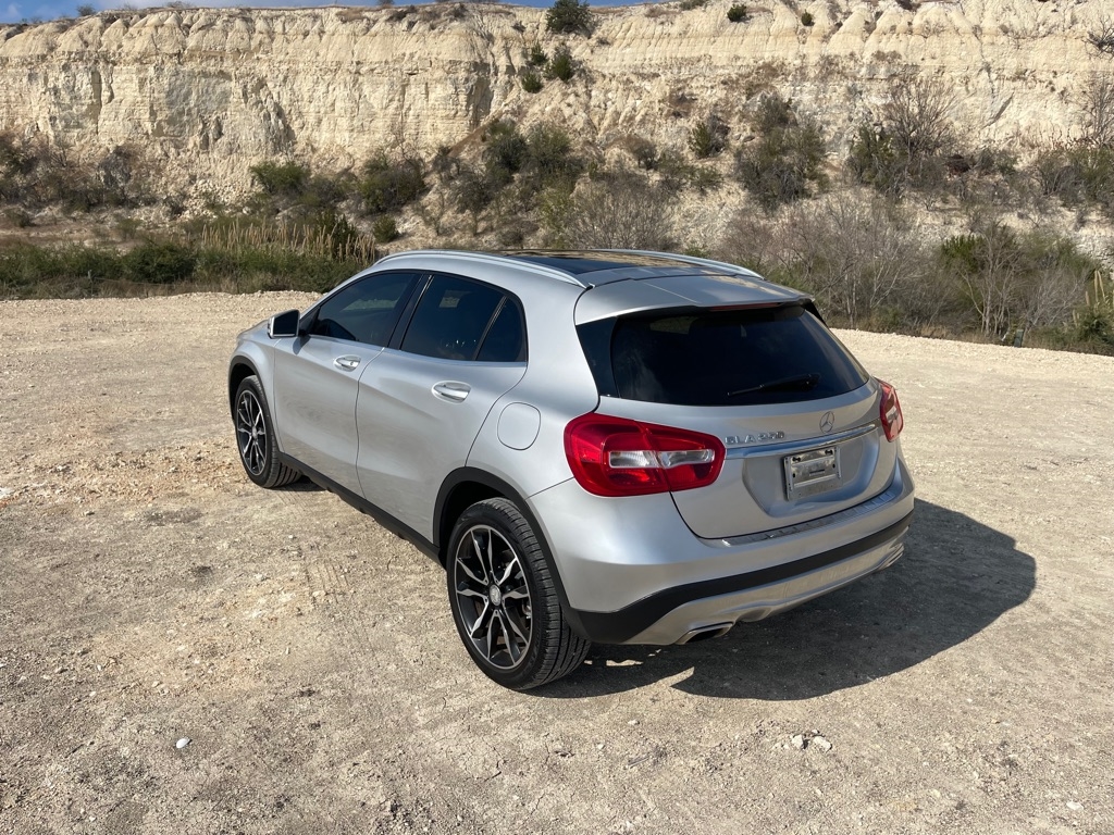 Mercedes-Benz GLA-Class GLA250 2017