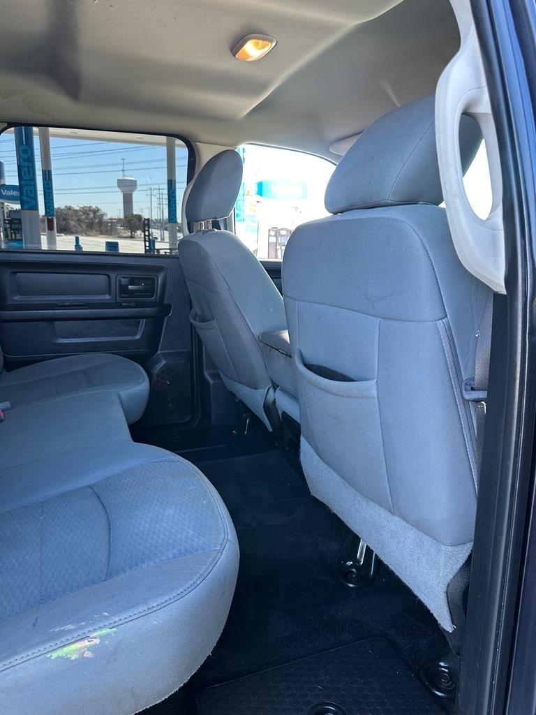 RAM 1500 Tradesman Crew Cab SWB 2WD 2013