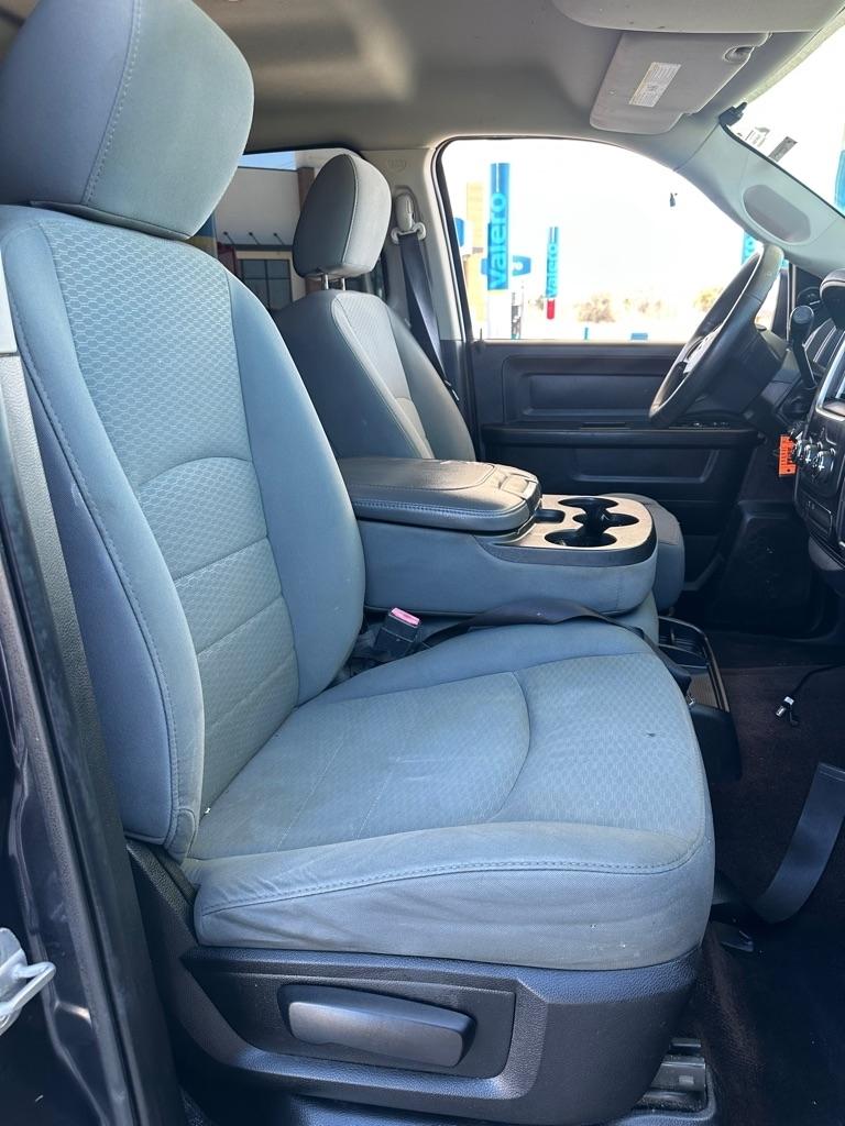 RAM 1500 Tradesman Crew Cab SWB 2WD 2013