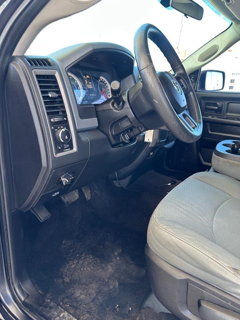 RAM 1500 Tradesman Crew Cab SWB 2WD 2013