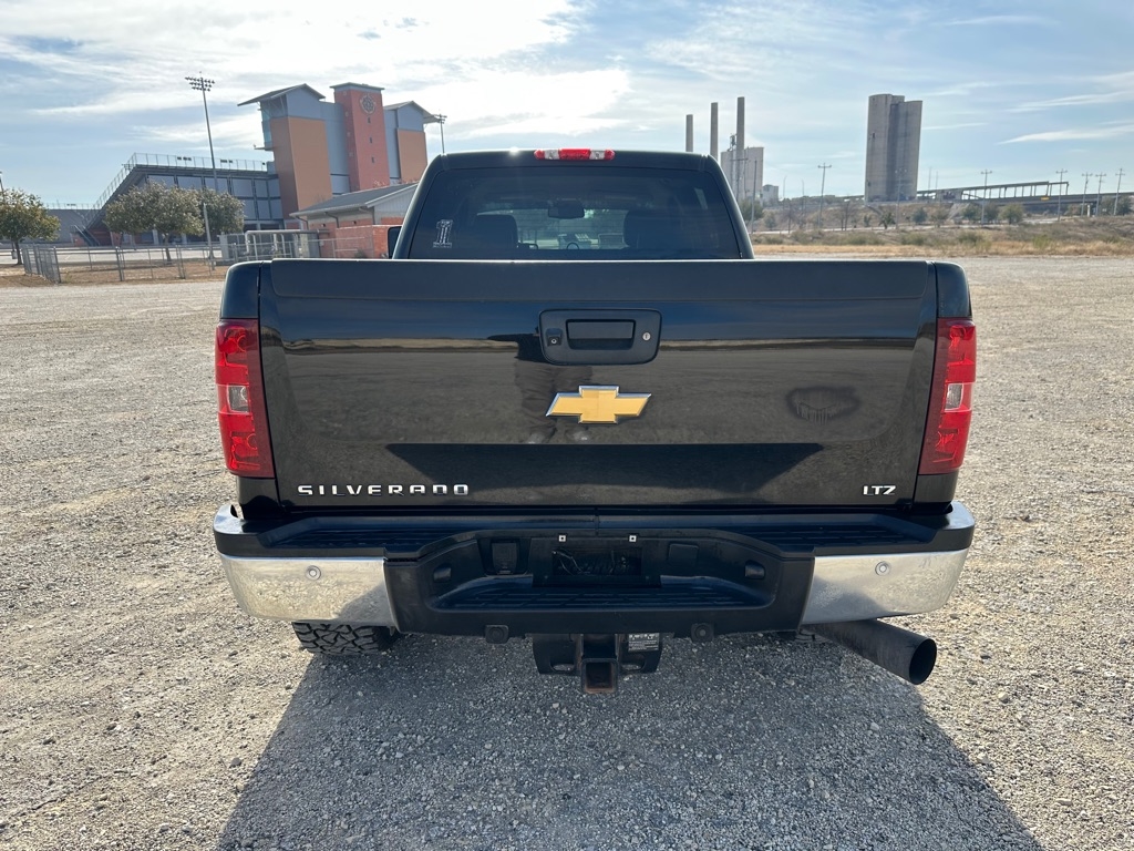 Chevrolet Silverado 2500HD LTZ Crew Cab 4WD 2013